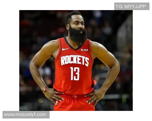 扎克拉文的篮球之路:从天赋少年到NBA全明星的蜕变与挑战